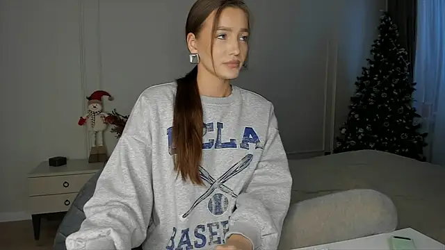 xx leila online show from January 17, 10:20 am