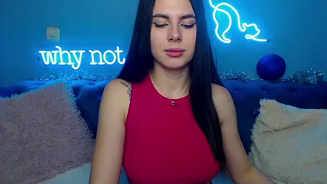 Snapshot of ViollinaLove chatting on January 12, 8:46 am ViollinaLove online show from January 12, 8:46 am