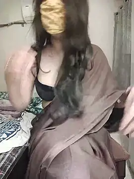 Snapshot of Lavanya_Shah chatting on July 1, 3:01 pm Lavanya Shah online show from July 1, 3:01 pm