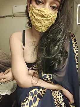 Snapshot of Lavanya_Shah chatting on July 17, 3:07 pm Lavanya Shah online show from July 17, 3:07 pm