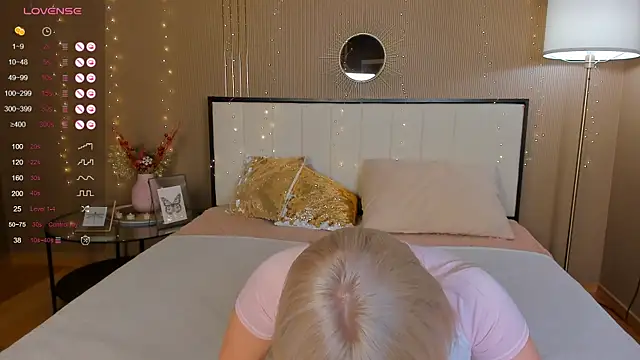 Snapshot of bellatip chatting on November 23, 12:43 am bellatip online show from November 23, 12:43 am