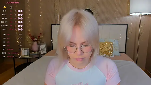 Snapshot of bellatip chatting on November 29, 12:46 am bellatip online show from November 29, 12:46 am