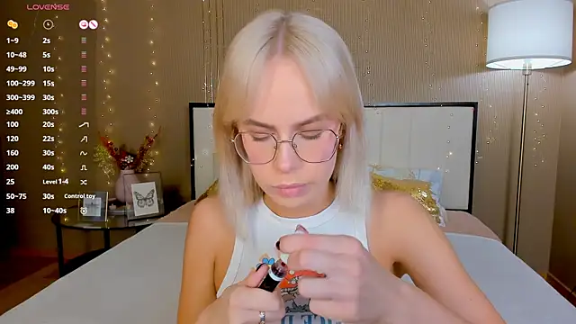 bellatip online show from March 27, 12:49 am