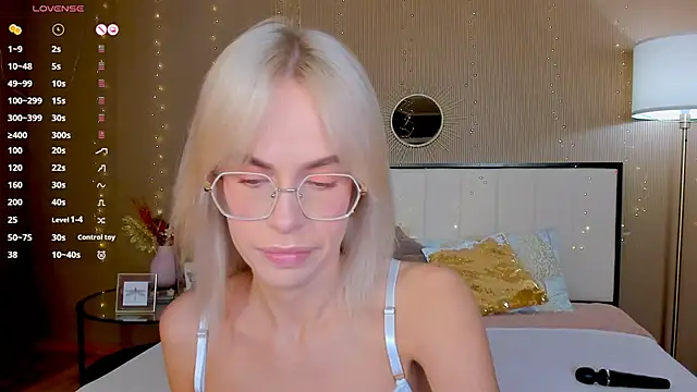 bellatip online show from April 22, 12:57 am