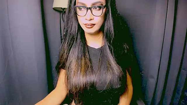 XXsexylongcockXX online show from December 12, 2:11 pm