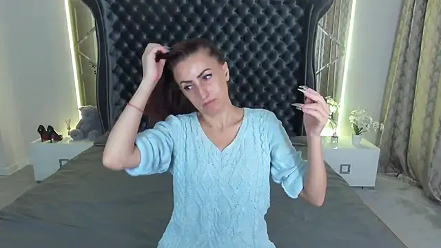 Snapshot of Rebecca_Diamond chatting on October 28, 6:06 am Rebecca Diamond online show from October 28, 6:06 am