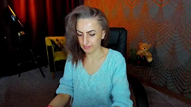 Rebecca Diamond online show from April 22, 5:21 am