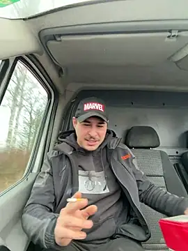 MvM58955050 online show from December 18, 8:42 am