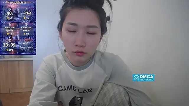 Snapshot of Asiagirll chatting on November 22, 1:26 am Asiagirll online show from November 22, 1:26 am