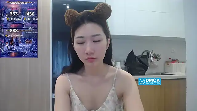 Asiagirll online show from April 22, 2:14 am