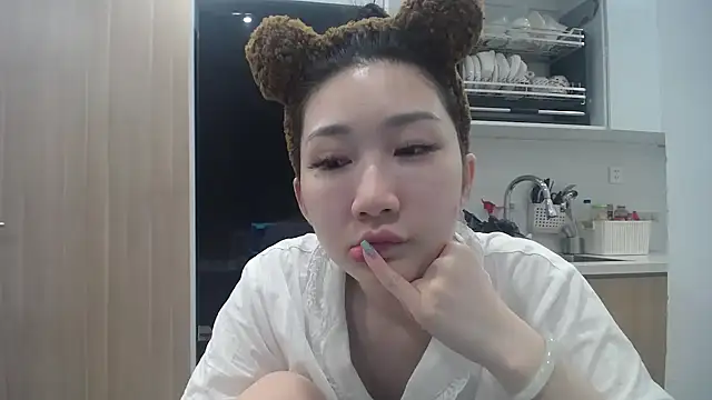 Asiagirll online show from June 22, 3:42 pm