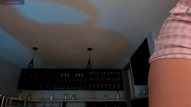 AbellaCroft online show from October 21, 12:17 pm