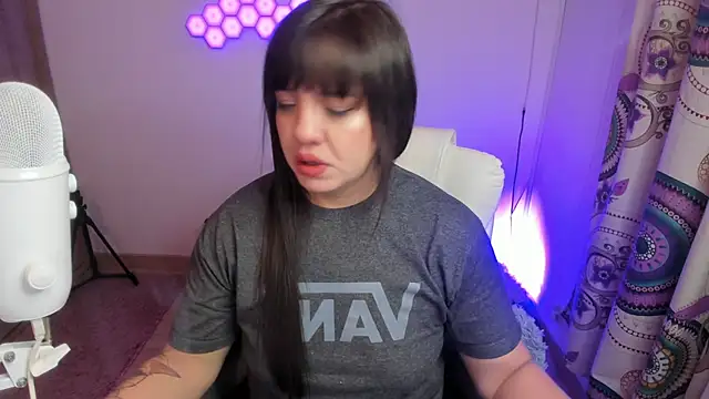 Snapshot of sophia_grants chatting on October 23, 4:34 am sophia grants online show from October 23, 4:34 am