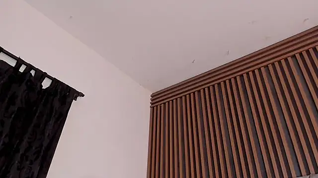 Snapshot of Hanna_Risso chatting on January 4, 6:19 pm Hanna Risso online show from January 4, 6:19 pm