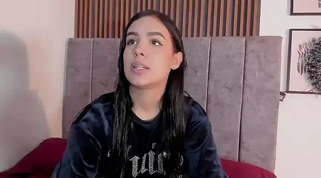 Snapshot of Hanna_Risso chatting on January 9, 6:04 pm Hanna Risso online show from January 9, 6:04 pm