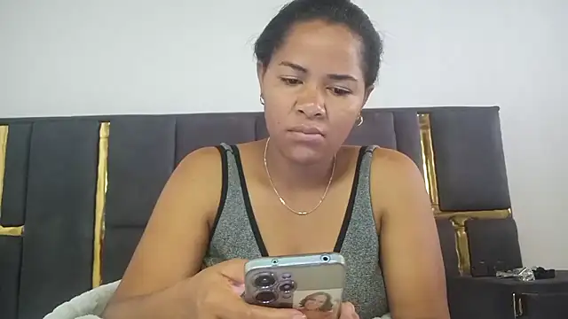 aleixane online show from April 15, 4:19 am