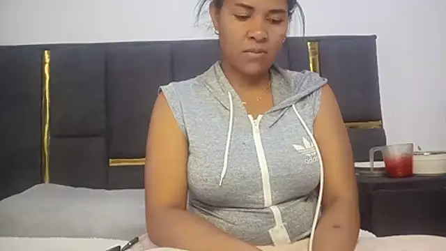 aleixane online show from June 8, 12:27 pm
