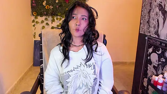 Mary Rosse1 online show from October 22, 6:51 pm