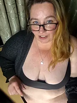 Iceprincess2bad4u online show from November 16, 6:57 pm