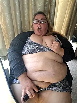 Iceprincess2bad4u online show from November 23, 7:08 am