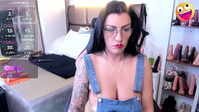 Snapshot of janette_rider chatting on February 11, 3:08 am janette rider online show from February 11, 3:08 am