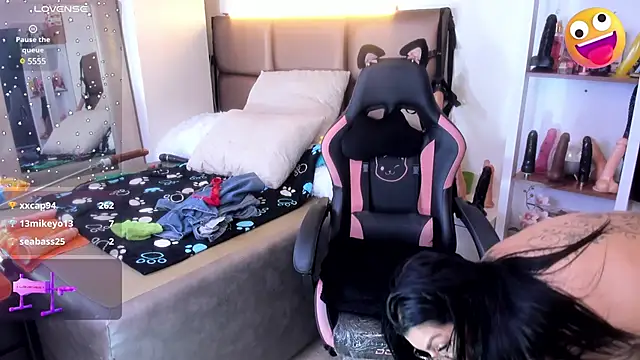 Snapshot of janette_rider chatting on February 26, 3:10 am janette rider online show from February 26, 3:10 am