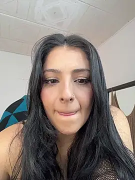 Snapshot of YummyAnna_ chatting on November 8, 4:40 pm YummyAnna online show from November 8, 4:40 pm