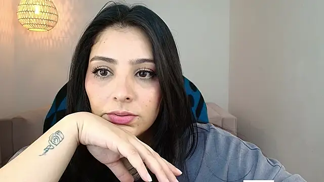 YummyAnna  online show from February 26, 8:19 pm