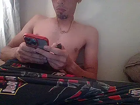 Snapshot of Rosecock69 chatting on July 16, 4:07 am Rosecock69 online show from July 16, 4:07 am