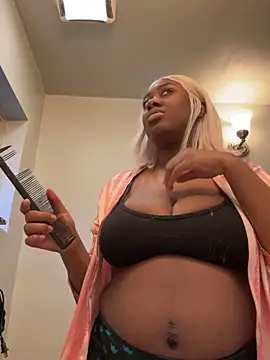 gypsydoll online show from February 14, 10:58 pm