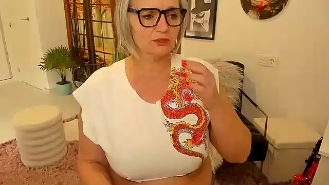 Milf-Ella online show from February 24, 3:31 pm