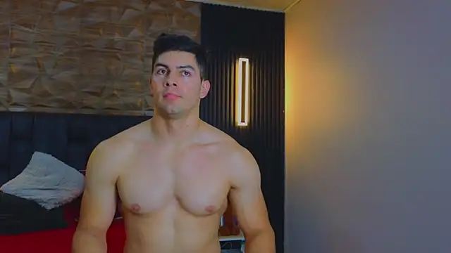 Snapshot of FelipeAndMarcello3 chatting on March 11, 11:37 pm FelipeAndMarcello3 online show from March 11, 11:37 pm