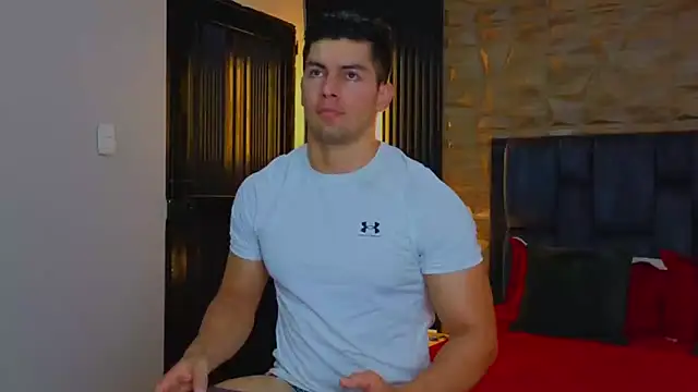 Snapshot of FelipeAndMarcello3 chatting on March 20, 11:12 pm FelipeAndMarcello3 online show from March 20, 11:12 pm