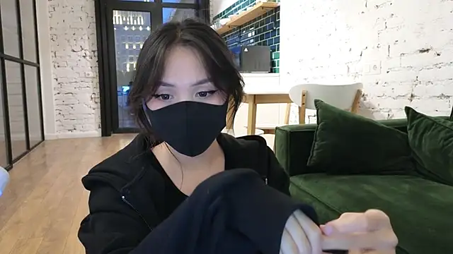 TammiLou online show from February 8, 2:38 pm