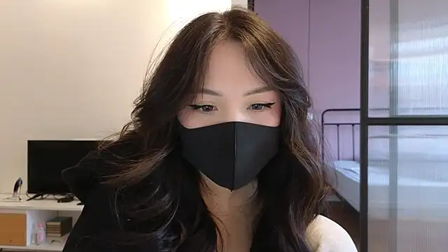 TammiLou online show from February 17, 4:42 am