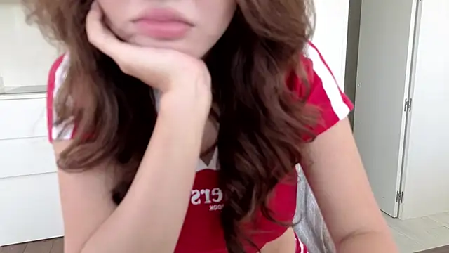 TammiLou online show from March 25, 1:28 pm