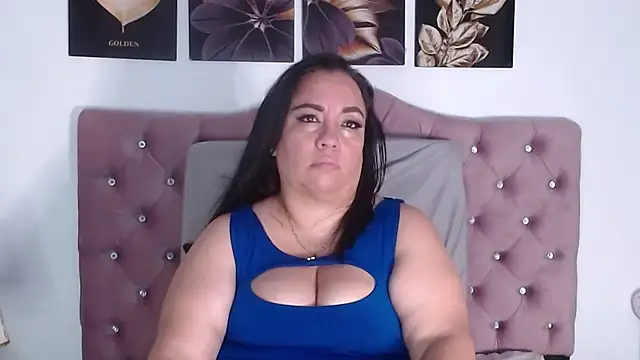 -helen online show from October 3, 9:39 am