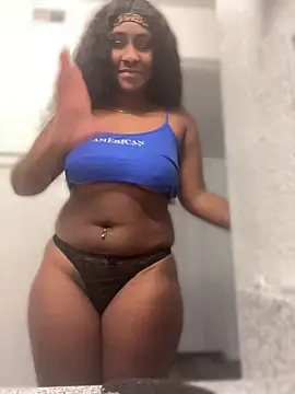 Foreignthababyy online show from May 10, 1:16 pm