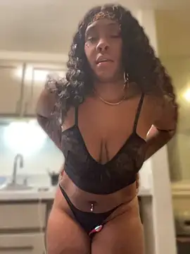 Foreignthababyy online show from May 14, 1:34 am