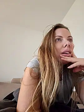 novaforyou1 online show from October 27, 3:05 pm