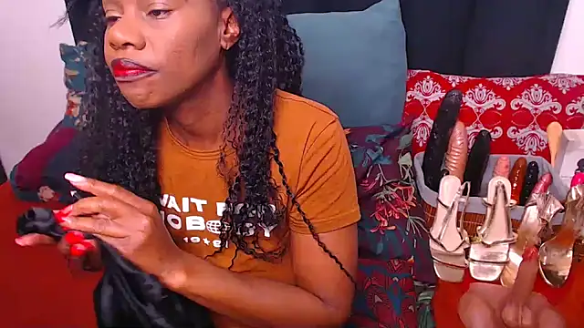 sexybootylicious online show from June 13, 6:33 am