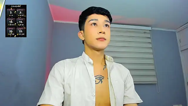 tom Howard online show from December 5, 1:58 am