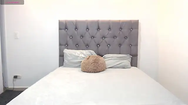 Maya Lewis online show from March 22, 8:15 pm