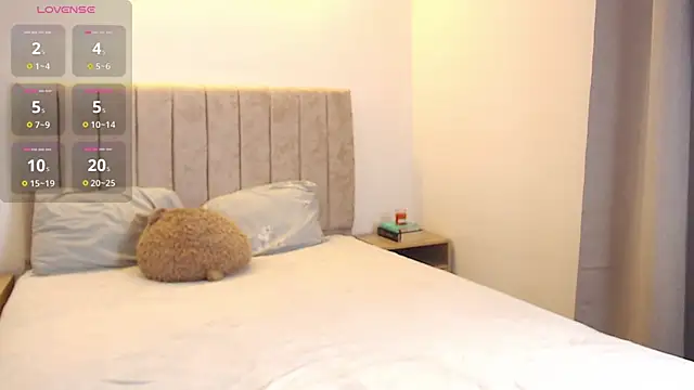 Maya Lewis online show from October 7, 10:51 pm