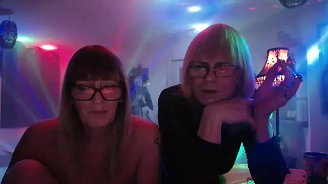 COUPLE4VOYEUR01 online show from November 8, 7:56 pm