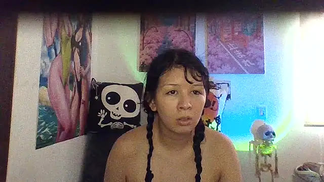 Haru Queenn online show from October 18, 9:59 pm