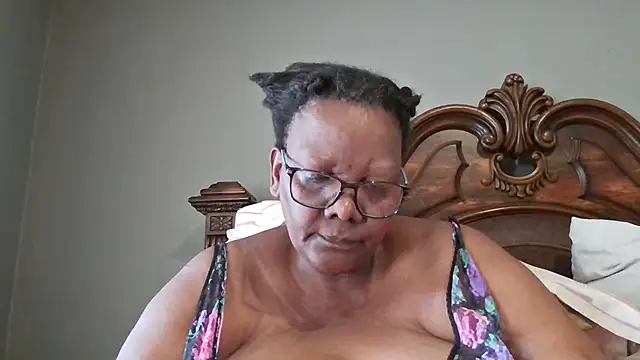 SEXYBOOBSNASS online show from January 20, 8:30 am