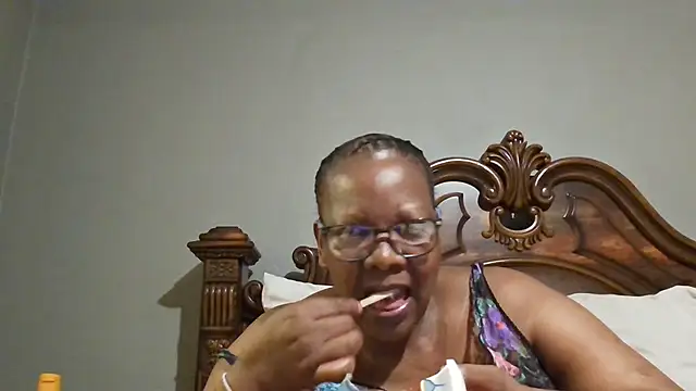 SEXYBOOBSNASS online show from February 2, 8:08 pm