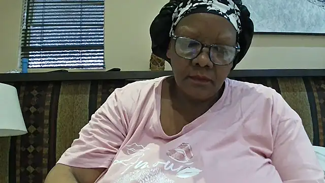 SEXYBOOBSNASS online show from September 12, 4:56 am