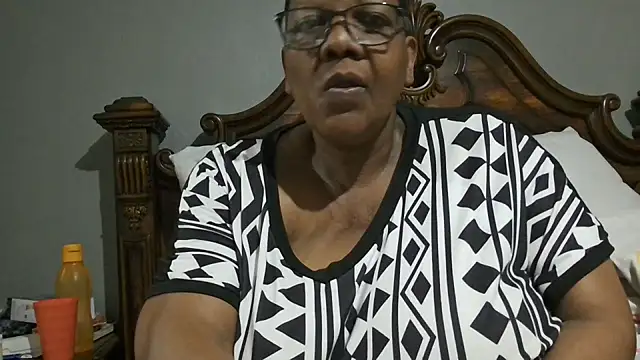 SEXYBOOBSNASS online show from October 17, 3:10 am